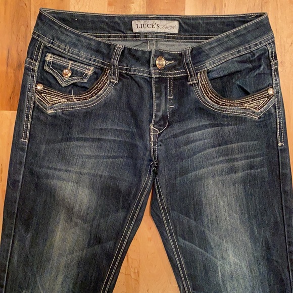 Liuce’s Jeans - Picture 2 of 8